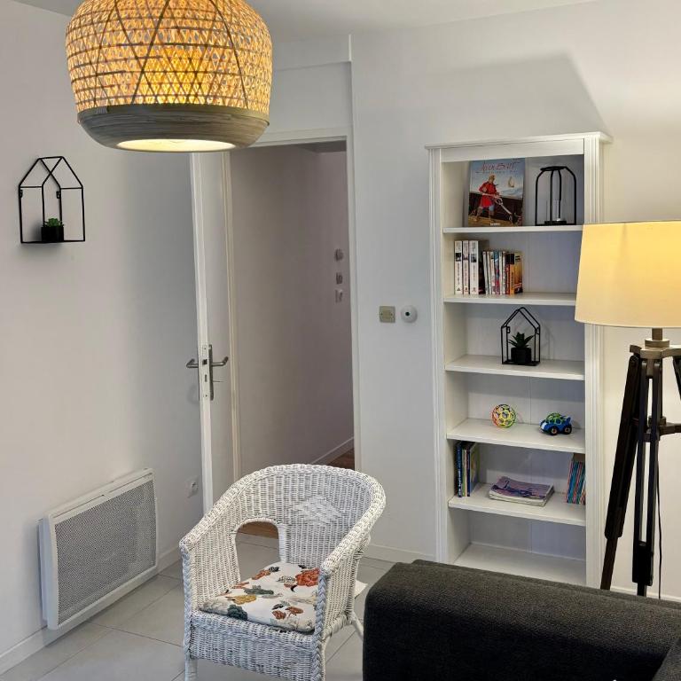 Expérience Malouine - Appt T3-Coeur de Malo-Plage - Two-Bedroom Apartment - 9