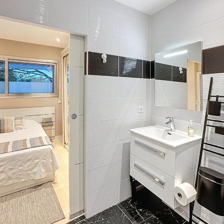 2Pièces Marina Baie des Anges - Appartement 1 Chambre - 4