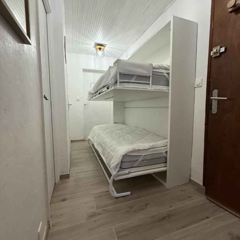 Appartement Tignes 2100 - 6-8 personnes - 2 chambres - 3 Télévisions - Wifi inclus - Two-Bedroom Apartment - 13