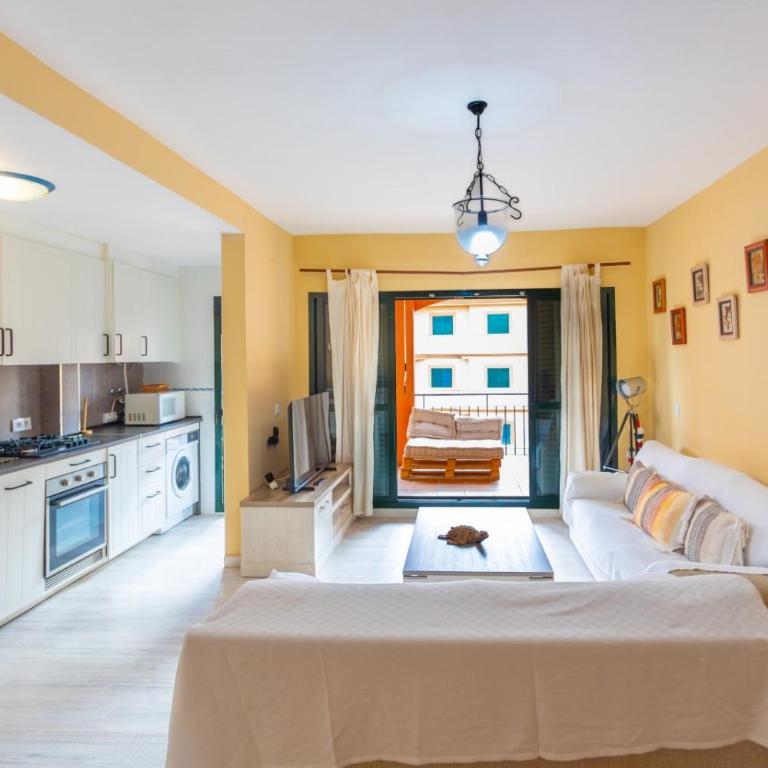 Azul Zahara Playa Apartamemtos Primera Linea - One-Bedroom Apartment with Terrace - 14