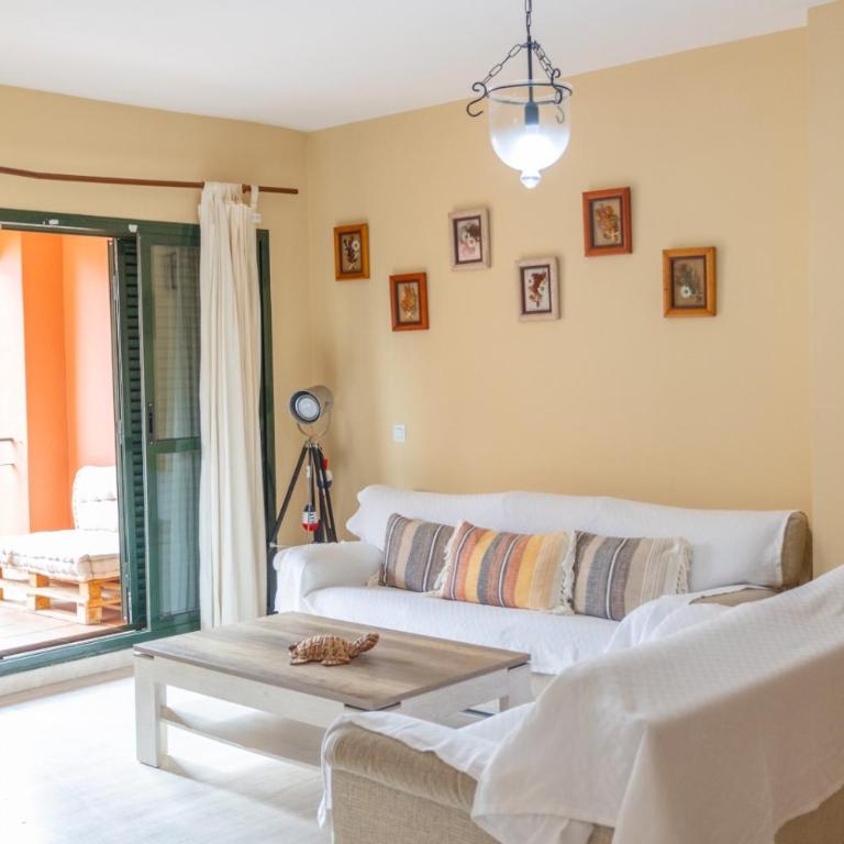 Azul Zahara Playa Apartamemtos Primera Linea - One-Bedroom Apartment with Terrace - 6