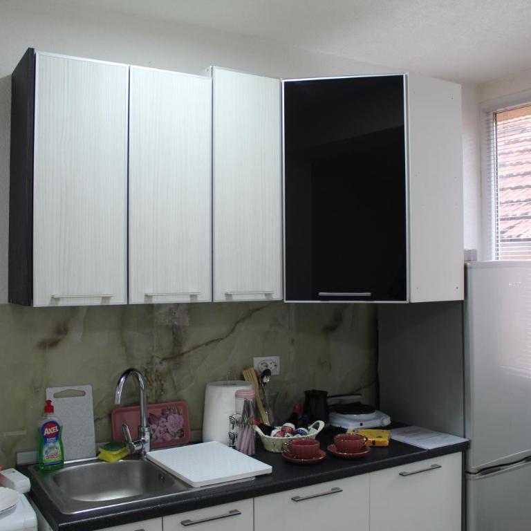 Zara Lux B - One-Bedroom Apartment - 12
