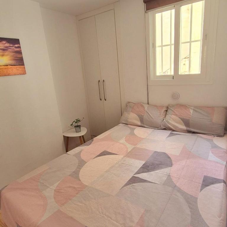 Piso segunda línea de playa - Three-Bedroom Apartment with Balcony - 23