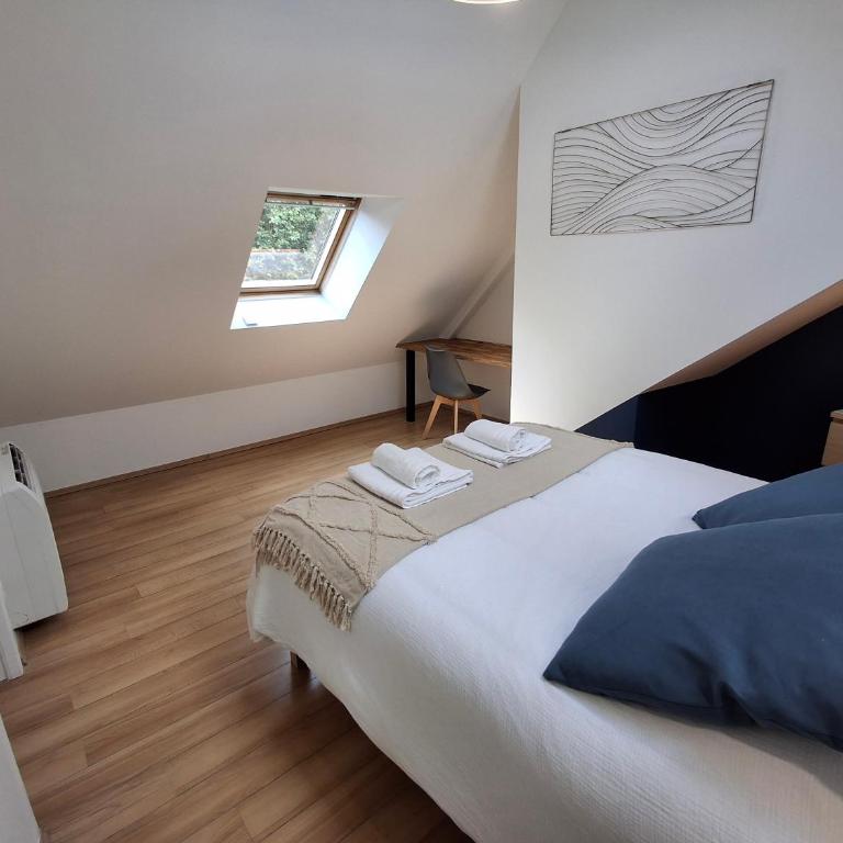 Appartement spacieux centre ville parking privé - Appartamento con 2 Camere da Letto - 8