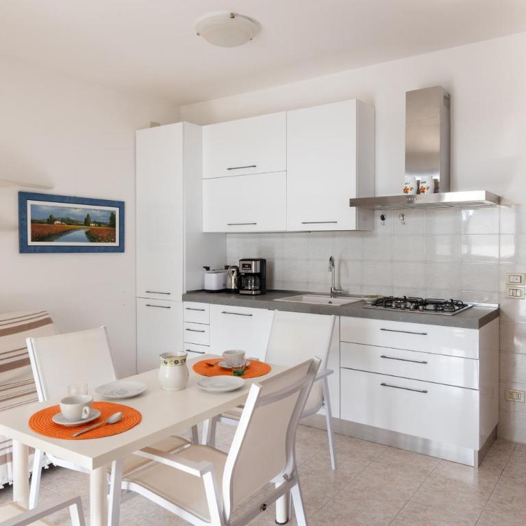 5 Min from Lake Garda, with Free Swimming Pool - Appartement 3 Chambres - 12
