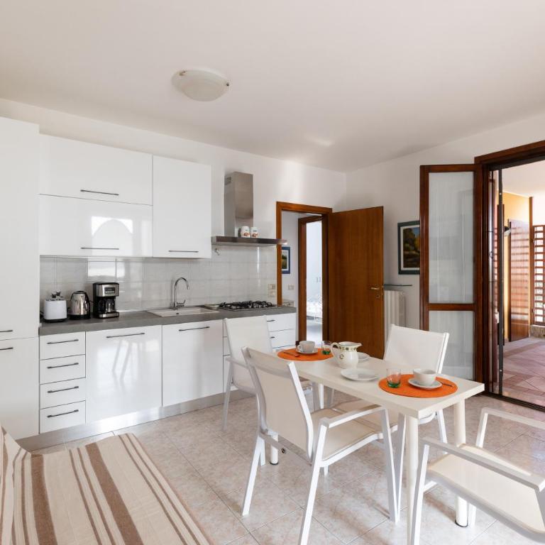 5 Min from Lake Garda, with Free Swimming Pool - Appartement 3 Chambres - 10