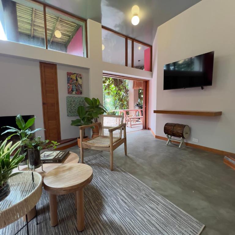 Son de la Loma Apartments - Deluxe Two-Bedroom Apartment with Garden View - 2