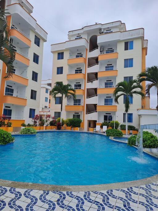 Departamento Deluxe en Tonsupa - Apartamento de 2 dormitorios - 1
