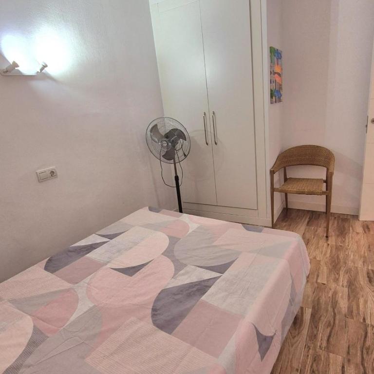 Piso segunda línea de playa - Three-Bedroom Apartment with Balcony - 9