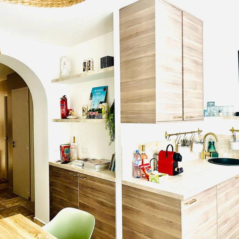 Stylish Loft Paris 17- 3 bdrs - 2 bathrs - 7 pers - Appartement 3 Chambres - 12