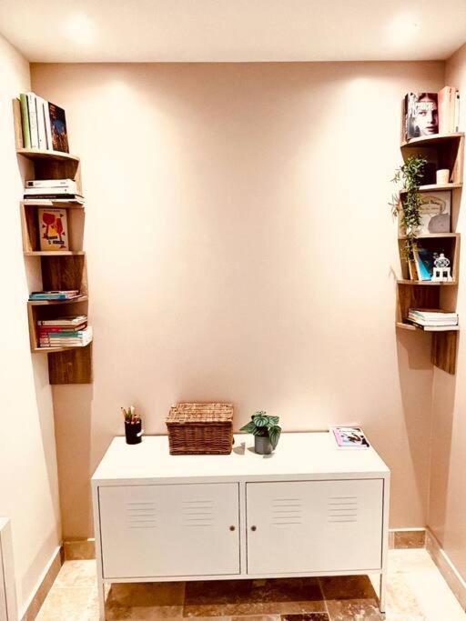 Stylish Loft Paris 17- 3 bdrs - 2 bathrs - 7 pers - Appartement 3 Chambres - 40