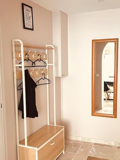 Stylish Loft Paris 17- 3 bdrs - 2 bathrs - 7 pers - Appartement 3 Chambres - 44