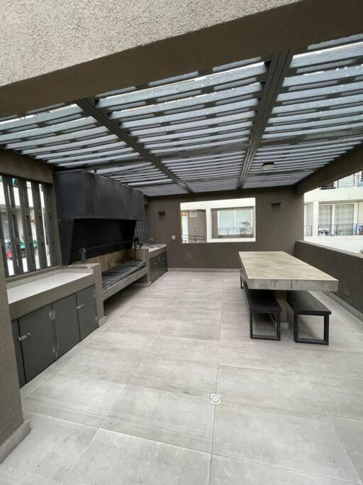 Departamento Renovado Cercano a Parque O'Higgins - One-Bedroom Apartment - 6
