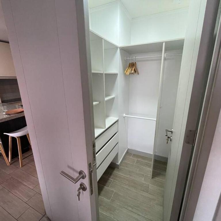 Departamento Renovado Cercano a Parque O'Higgins - One-Bedroom Apartment - 13