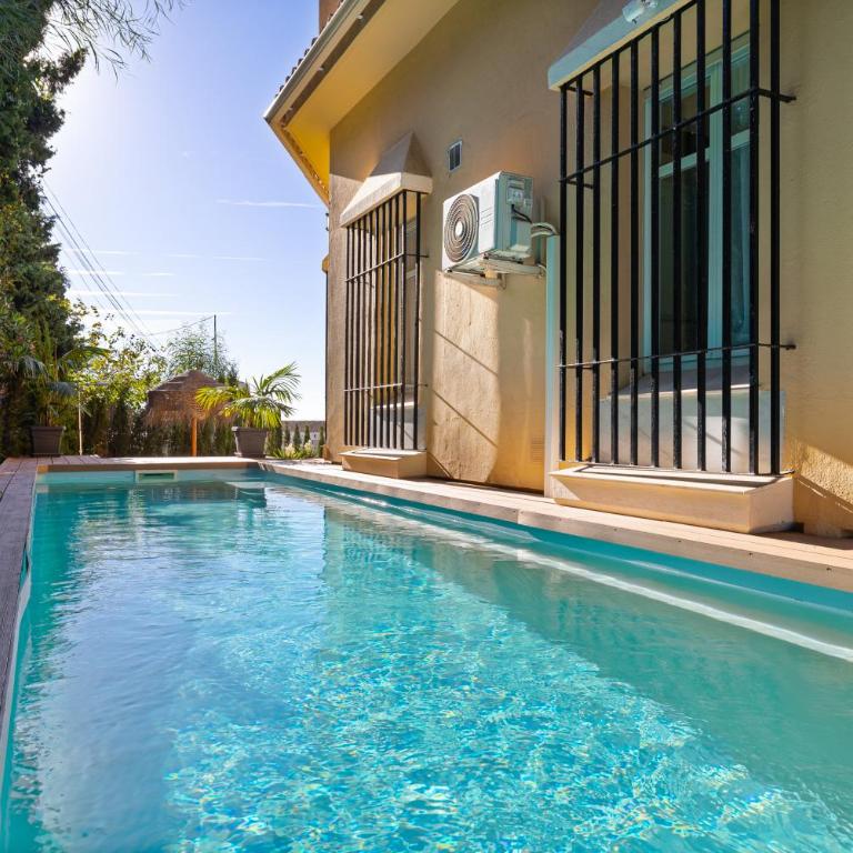 12p Villa Private Pool 5 Bathrooms 150m to Beach and Walking to La Cala de Mijas - Villa con piscina privada - 2