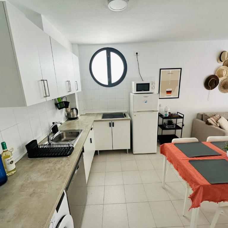Los Cristianos 1-bedroom apartment, swimming pool - Apartamento de 1 dormitorio - 14
