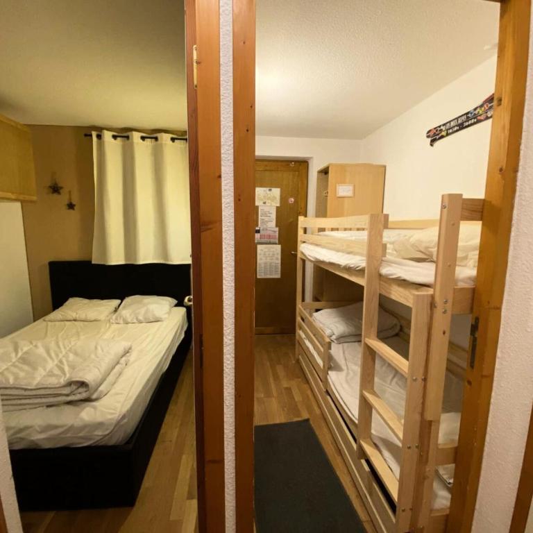Résidence Soleil - Appartement T2 skis aux pieds avec vue sur les montagnes et place de parking privée couverte MAE-5401 - Appartement - 5