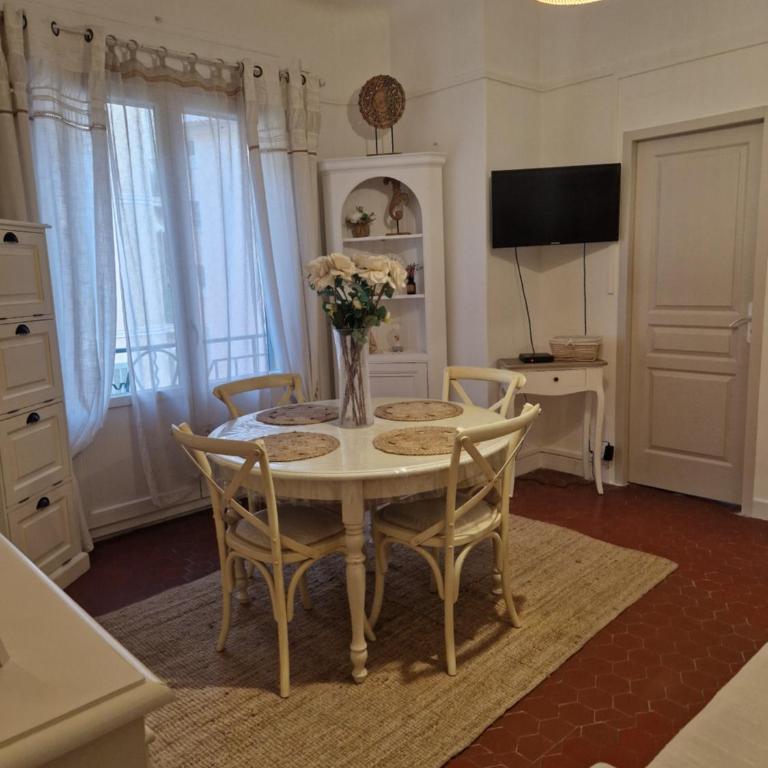 Toulon soleil et douceur II - Appartamento con 2 Camere da Letto e Balcone - 11
