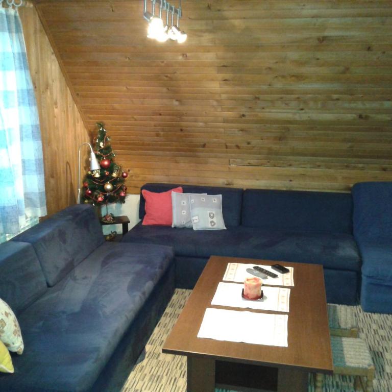 Apartments Dora - Three-Bedroom Apartment - 13