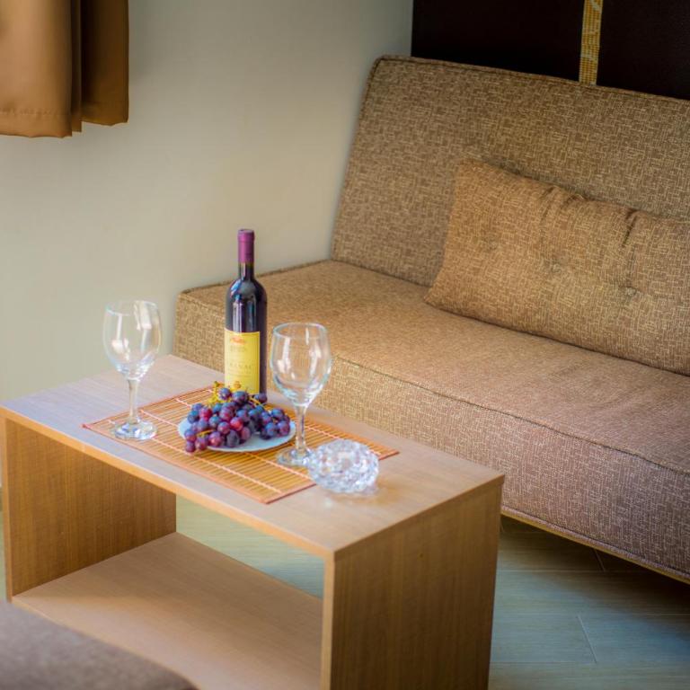 Apartmani Barović Bečići - One-Bedroom Apartment with Balcony - 6