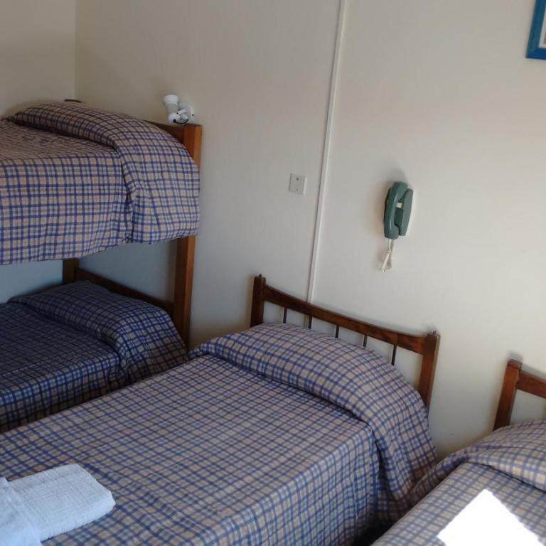 Hosteria Los Amigos - Classic Quadruple Room - 7