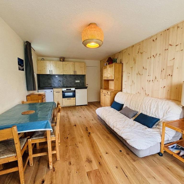 Appartement 3 pièces pour 6 personnes à Plan Peisey, accès direct pistes - FR-1-757-121 - Apartment - 2