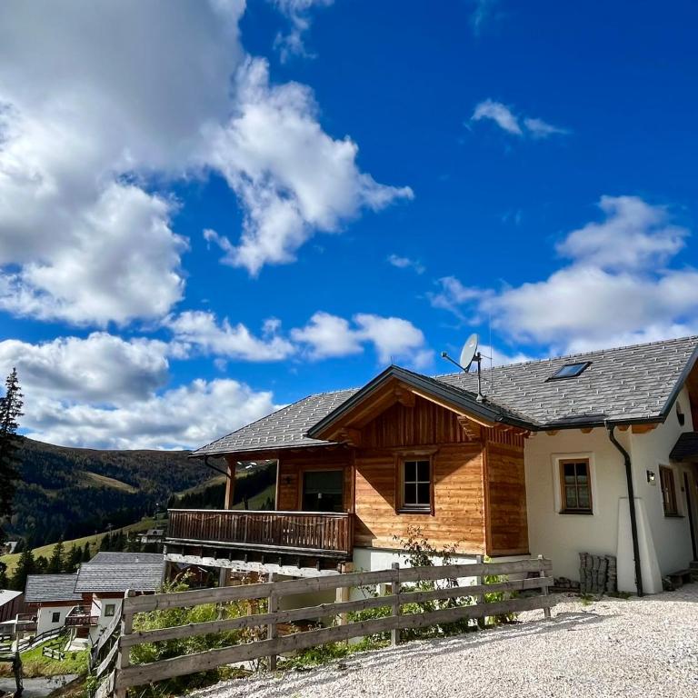 Sonnberg Chalet - Entspannung pur im Luxus Chalet mit Whirlpool-Sauna - Four-Bedroom House - 21