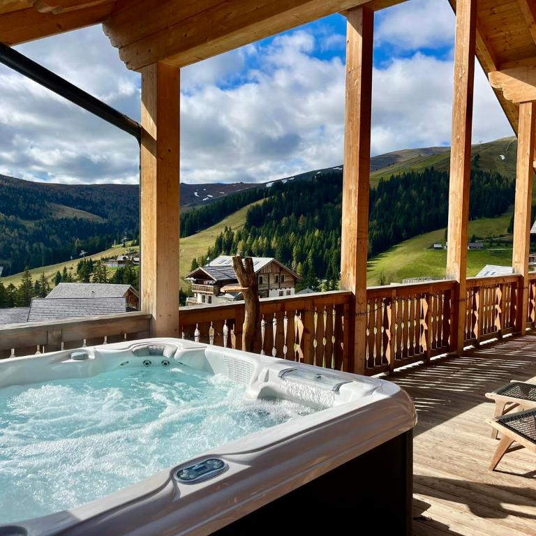 Sonnberg Chalet - Entspannung pur im Luxus Chalet mit Whirlpool-Sauna - Four-Bedroom House - 2