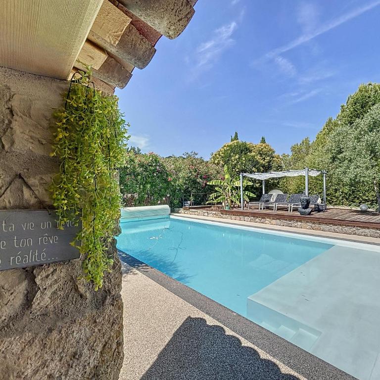 Villa-Piscine-Tennis-Spa-French Riviera - Villa - 1
