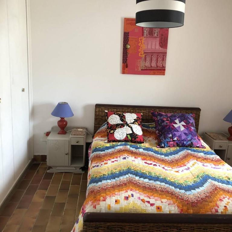 Appartement T3, avec terrasse, place de parking privée - Appartement - 5
