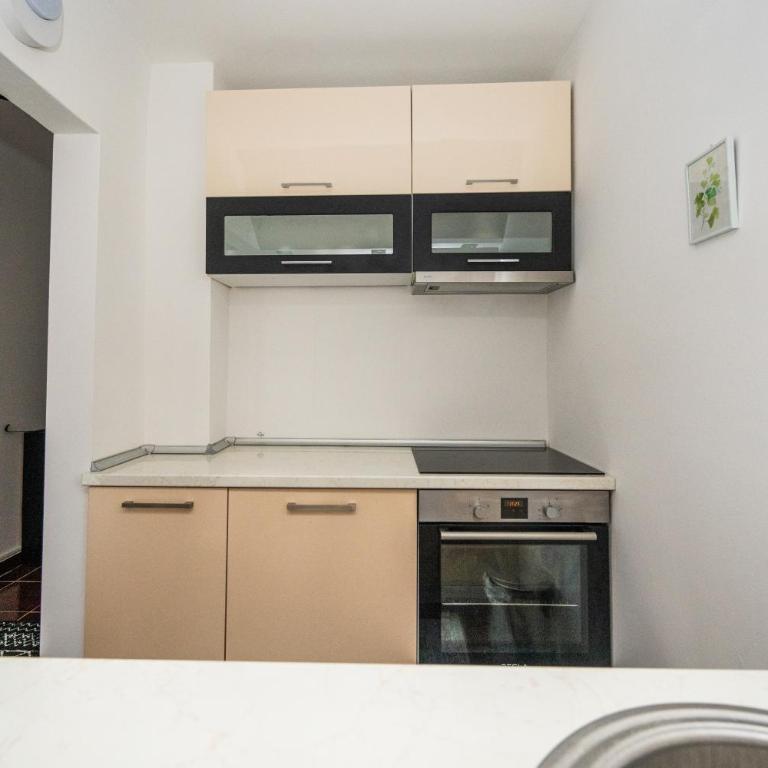 Bright and Colorful 1BDR Apartment in the City Center - One-Bedroom Apartment - 21