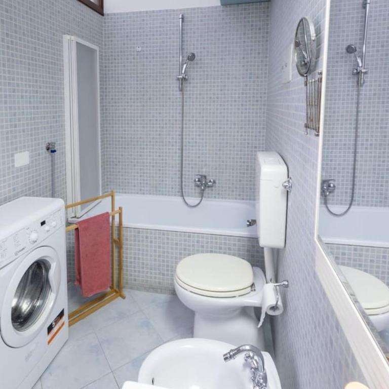 La casa sotto ai portici - Appartamento con 2 Camere da Letto - 11