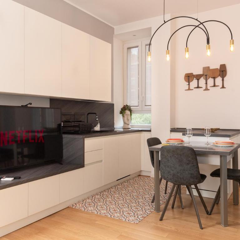 ArtStay Exclusive Apt Navigli, Metro & Parking - Appartamento con 1 Camera da Letto - 1