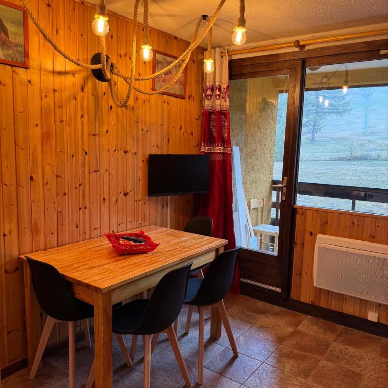 Cosy Apartment in the Mountain Charme - One-Bedroom Apartment - 42