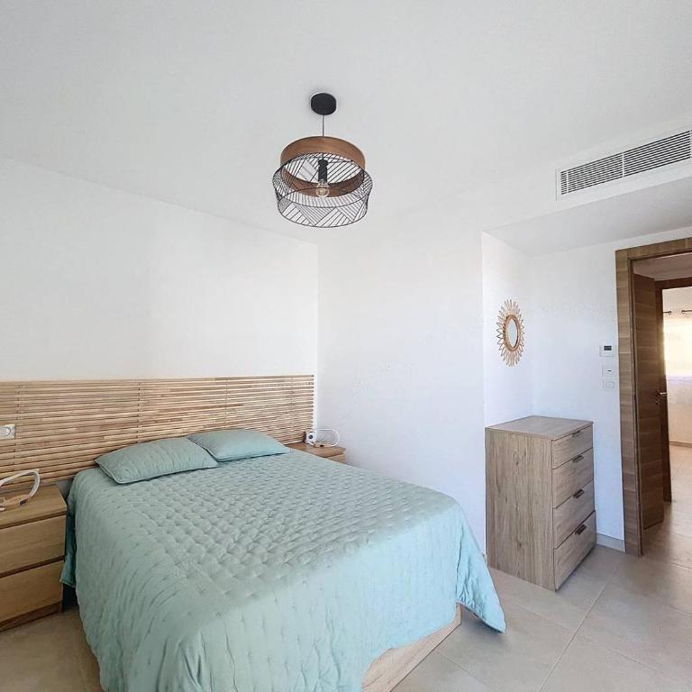 T3 vue sur la baie de Calvi - Apartment mit 2 Schlafzimmern, Terrasse und Meerblick - 7