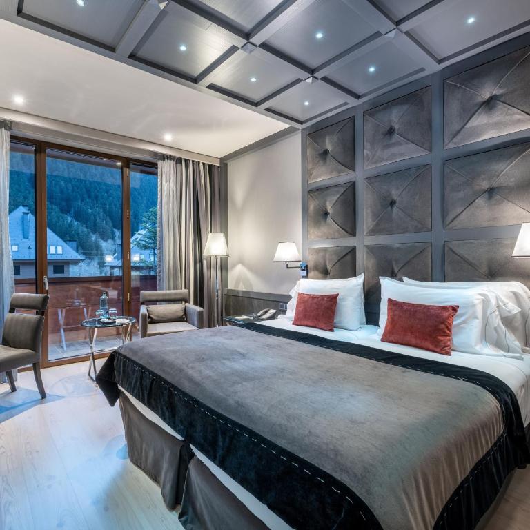 Hotel Val de Neu G.L. - Habitación Neu Classic con balcón - 6