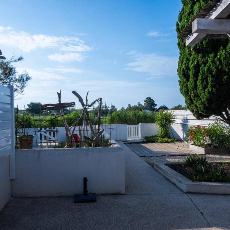 Maison, jardinet, terrasse, parking privée, climatisation - Apartment - 12