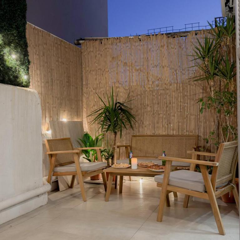 Central Studio - Bright & Modern - Private Terrace - AirCon - Near Train & Beach - Appartement 1 Chambre - 21