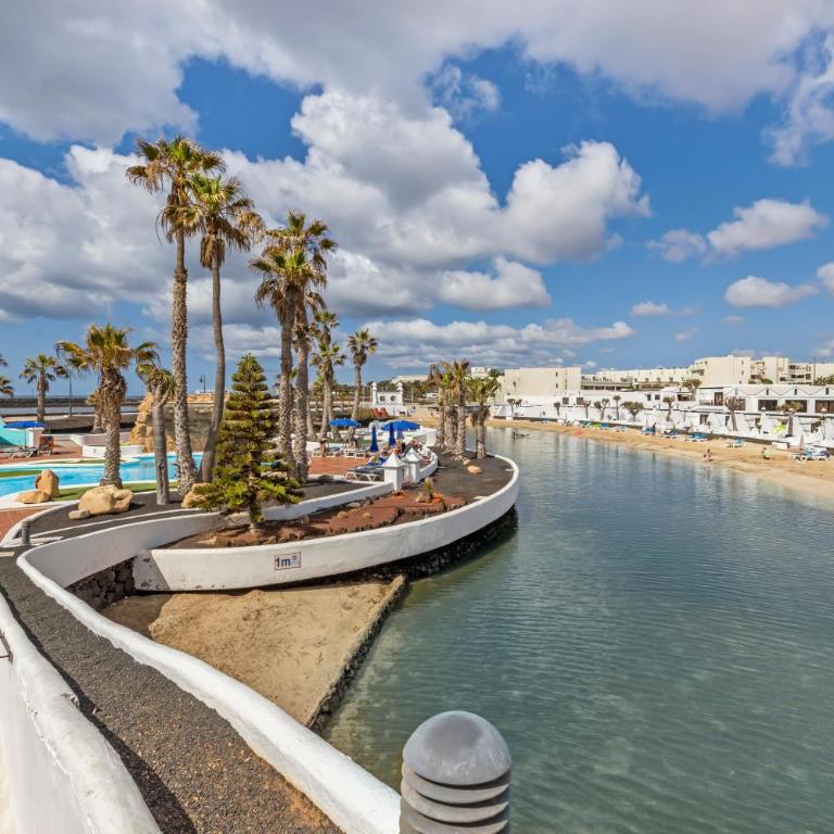 Home2Book Bright Apt Beach & Pool, Costa Teguise - Apartamento de 1 dormitorio con terraza - 1