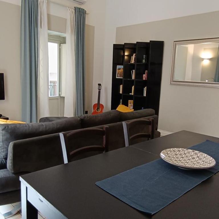 A Casa Distefano, We are the Center! - Two-Bedroom Apartment - 6