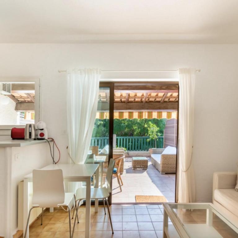 Superb apartment with terrace and private pool - Apartment - 5