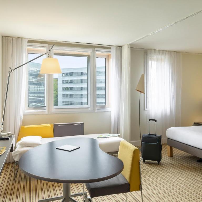 Novotel Suites Lille Europe - Suite Lit Queen-Size avec Lit Simple - 8