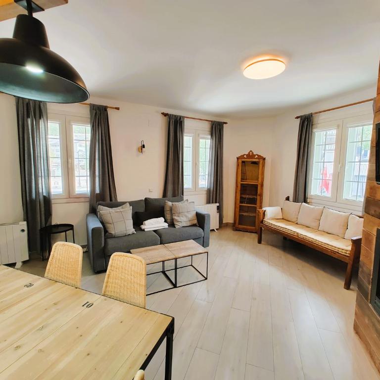 SKI & SNOW APARTMENTOS by TODOSIERRANEVADA - Plaza de Andalucia - Junto a los Telecabinas - Apartamento de 1 dormitorio - 2