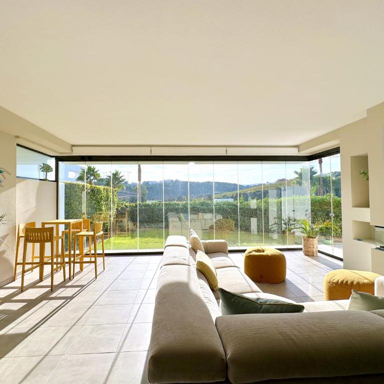 Modern 3-bedroom apartment in Casares Green - Apartamento de 3 dormitorios - 1