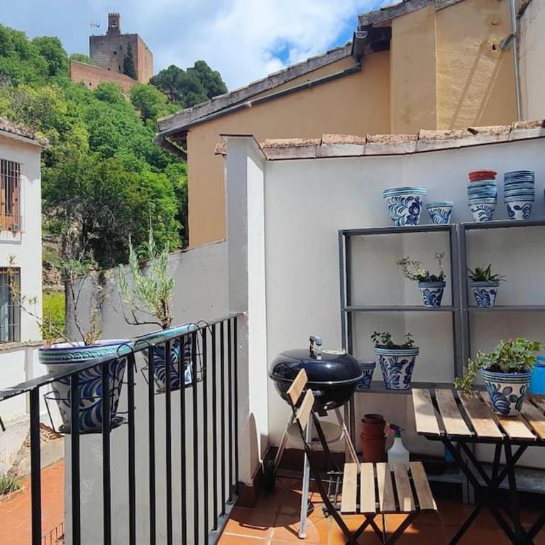 3 La Casa del Cuento - Ático con vista a la Alhambra - One-Bedroom Apartment - 2
