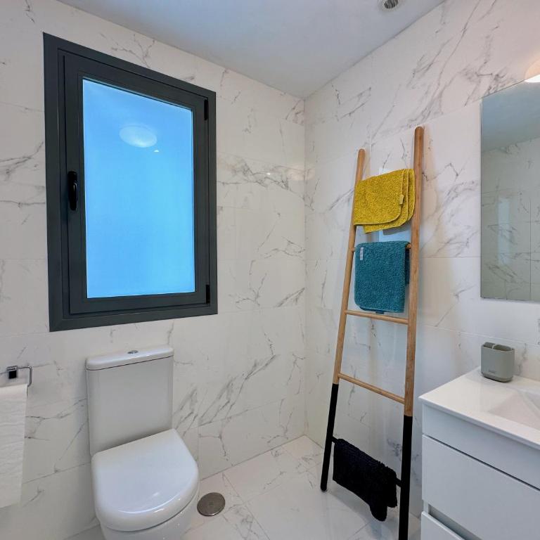 Modern 3-bedroom apartment in Casares Green - Apartamento de 3 dormitorios - 22
