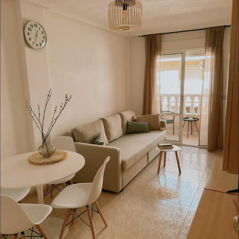 Casa de Luz - Only 700 meters from the beach & boulevard! - Two-Bedroom Apartment - 5