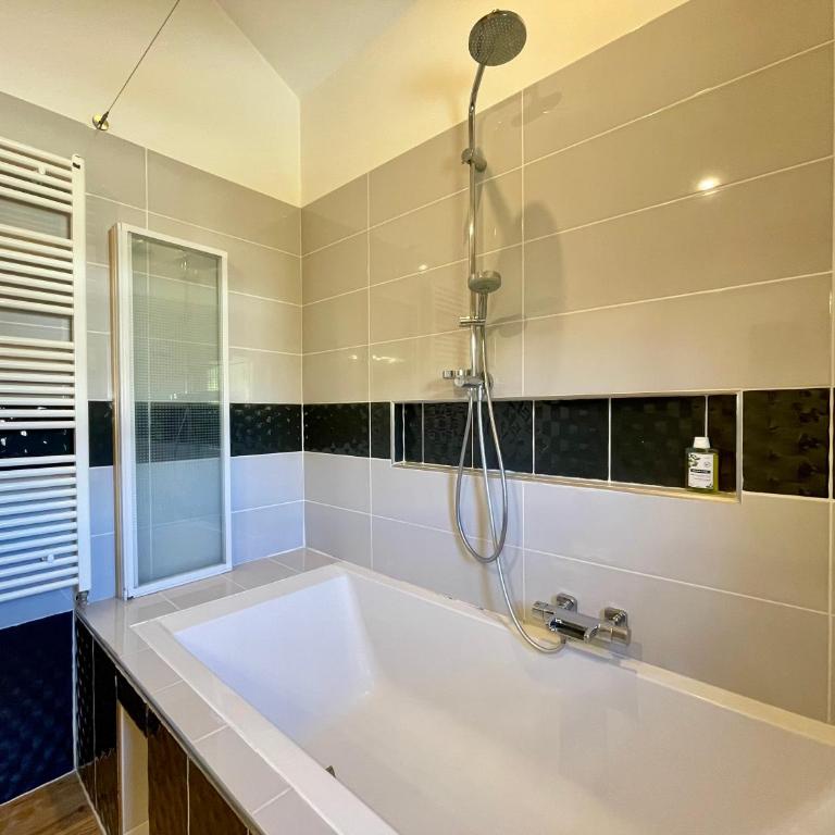Homency - Chalet Sagarmatha Duplex - Appartement 4 Chambres Deluxe - 35