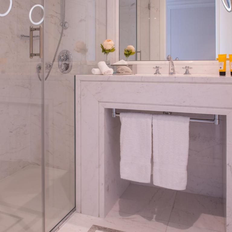 L'Hôtel du Collectionneur Paris - Chambre King Prestige - 3