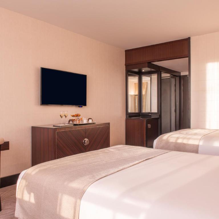 L'Hôtel du Collectionneur Paris - Chambre de Luxe avec 2 Lits Doubles - 2